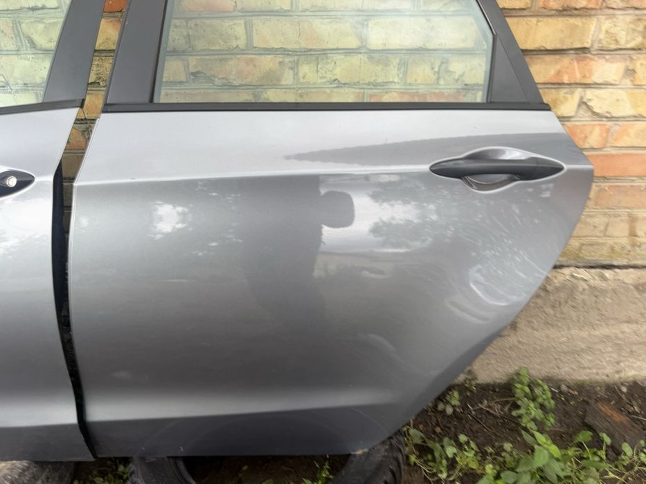 Двері ліві Hyundai i30 (2 покоління) Хюндай І30 2012-2017 Рік