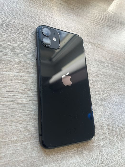 iPhone 11, czarny 64gb