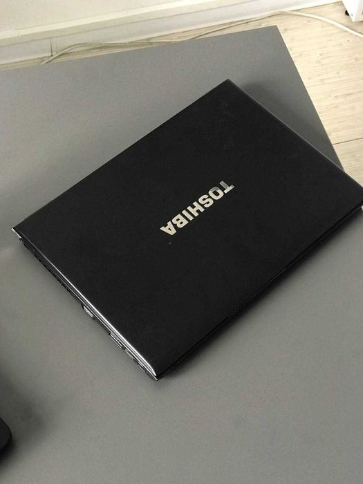 Toshiba Portege R700-1CQ Б/У