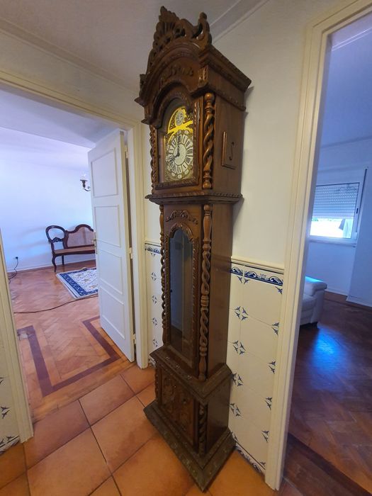 Relógio de Pendolo "Tempus Fugit"