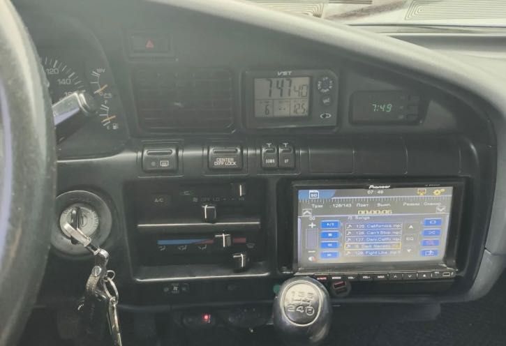 Toyota - LC-80 - LIFT - IRONMAN - 4WD - OFF ROAD