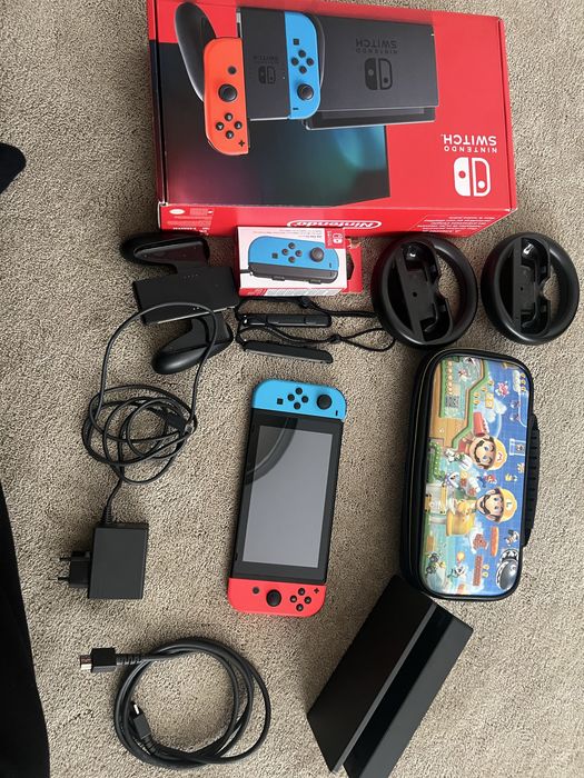 Nintendo switch com muitos acessorios