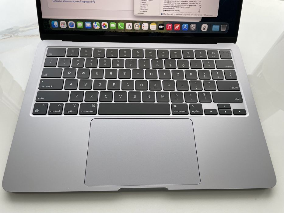 Apple MacBook Air M2 Space Gray (MLXW3LL/A)
