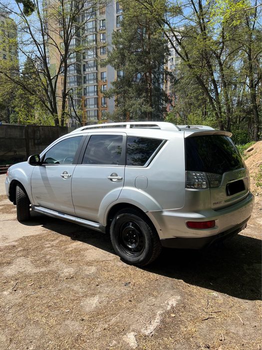 Outlander mitsubishi аутлендер 2010, 2.0 дизель в Киеве