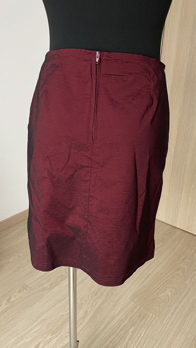 Bordowa elegancka spódnica