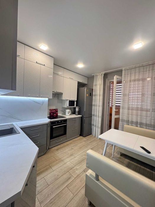 Продам 2 комн квартиру 56,5м2 Евроремон Новострой ЖК Мира 2 мет ХТЗ OA