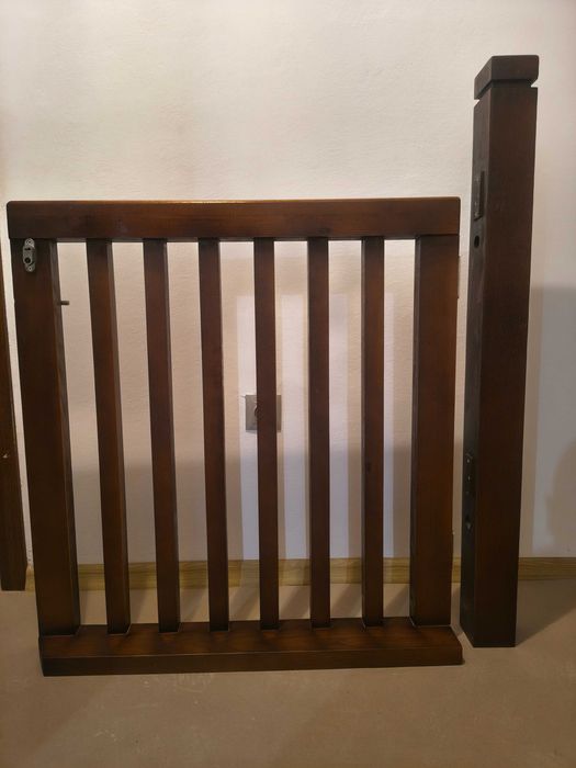 Bramka na schody dla dzieci