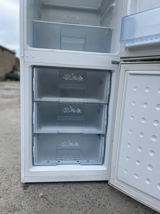 Холодильник BEKO