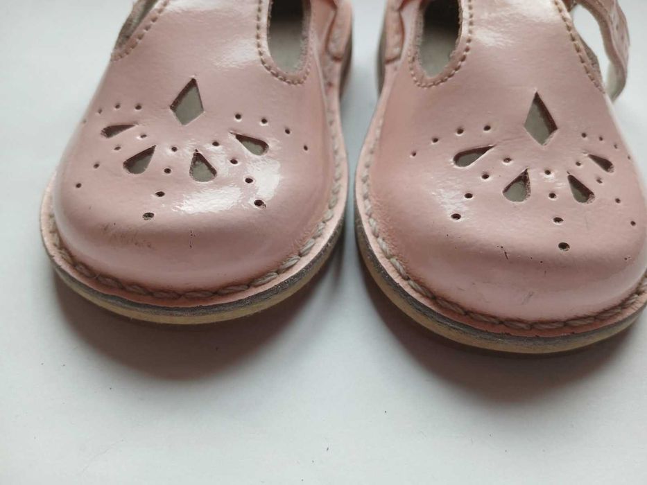Сандалі шкіряні перші туфлі Clarks First Shoes eur 20 uk 4F