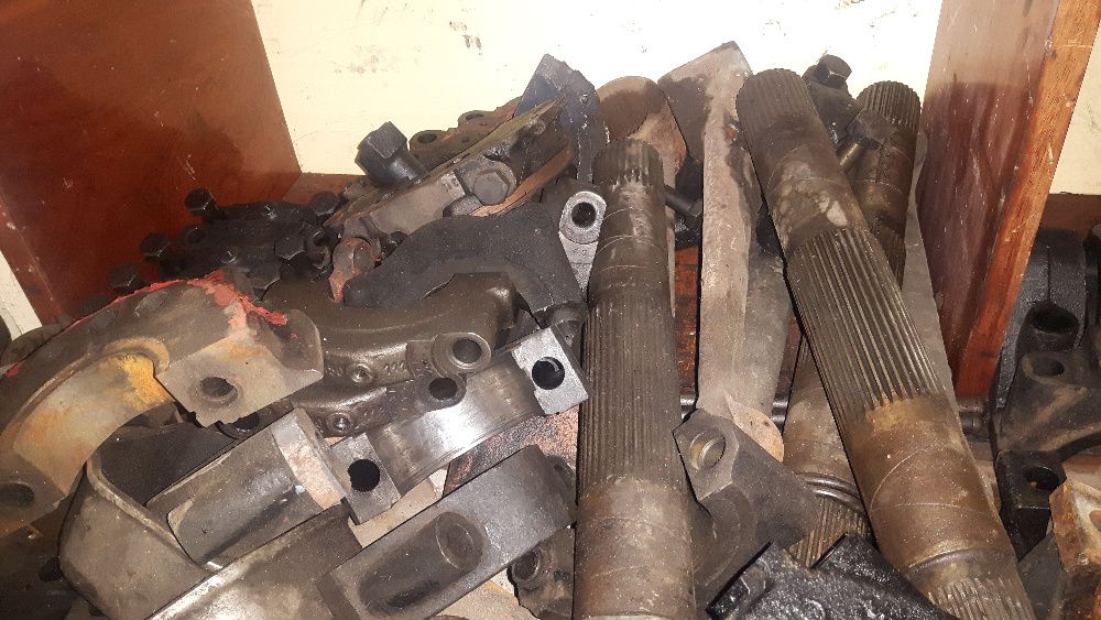 Stopa,podpora wału,przeciwwaga wału,blok,wał,Ursus,Zetor,MF255