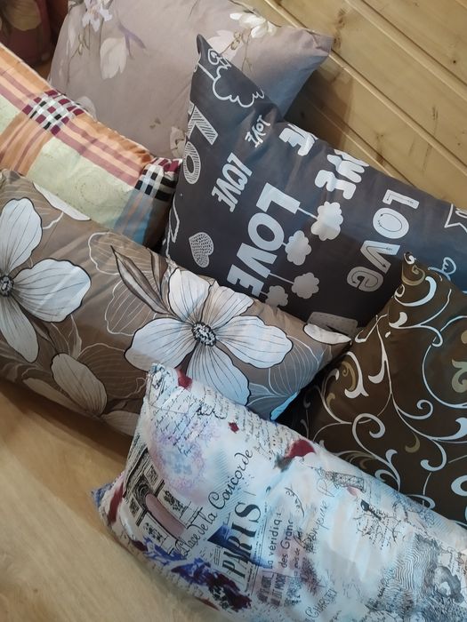 50×70 см Фабричные подушки .