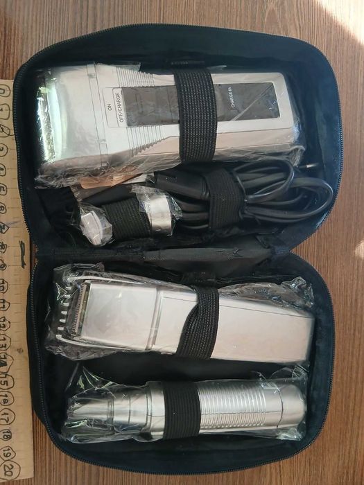 Компактний набір для стрижки та гоління Ч