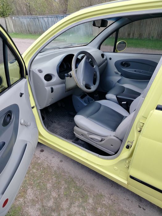 Продам економну автівку