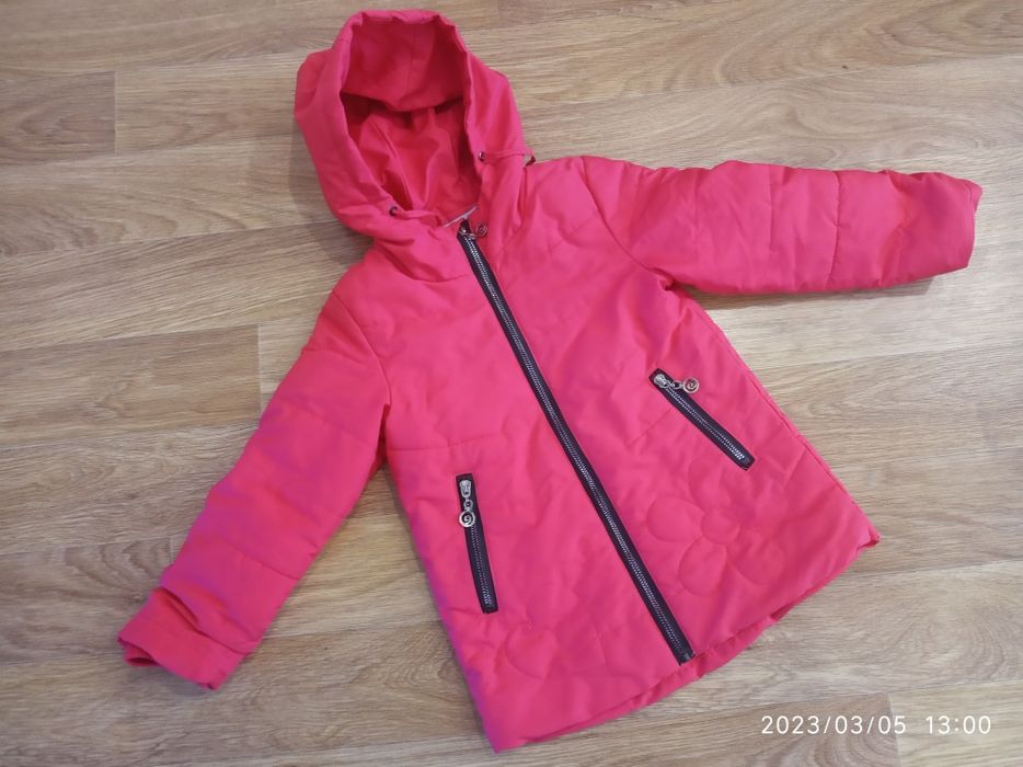 Куртка для дівчинки