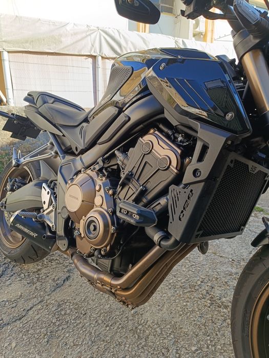 Honda CB650R 2019 | 95cv | 24.000 km | Quickshifter | Dominator