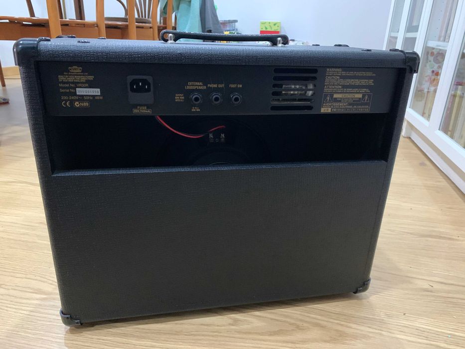 Amplificador VOX VR30R - Clássico Híbrido em Excelente Condição!
