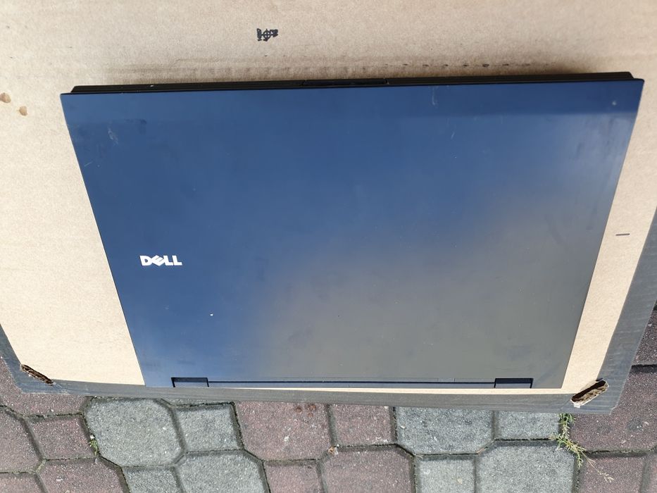 Laptop Dell latitude e5400  e6400 3 sztuki