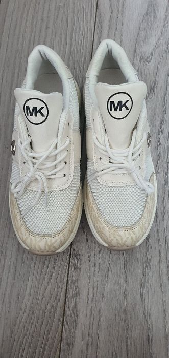 Кросівки жіночі 24.5 см