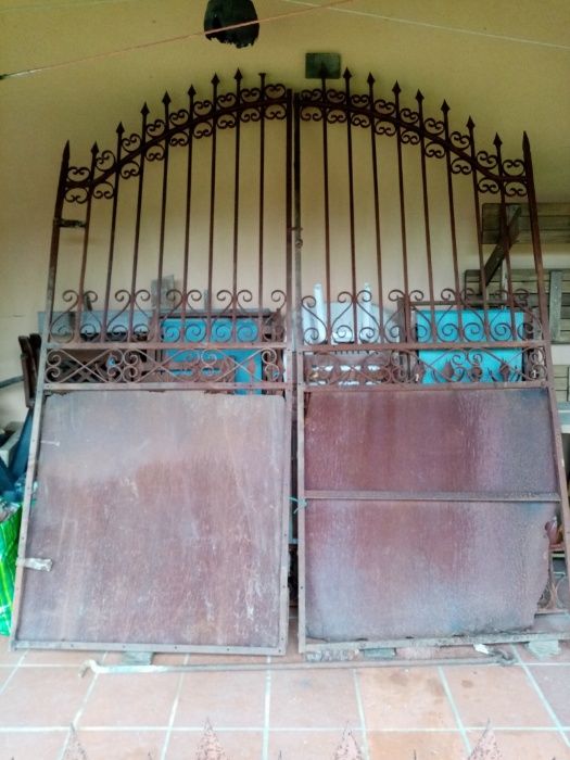 Portão em Ferro Forjado todo cravado, sem solda