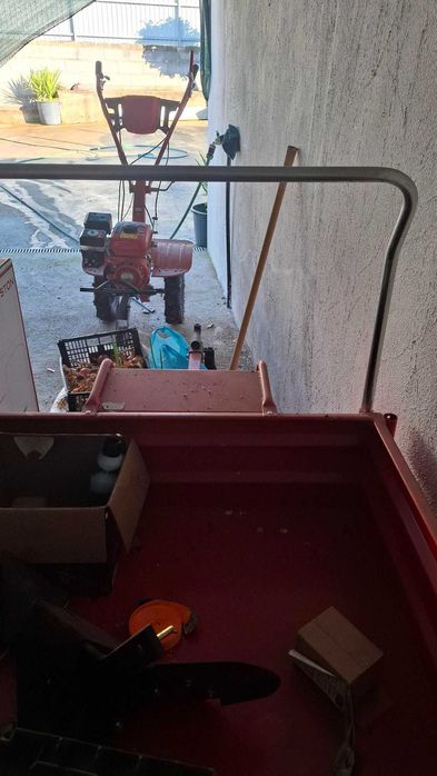 Moto enxada semi novo