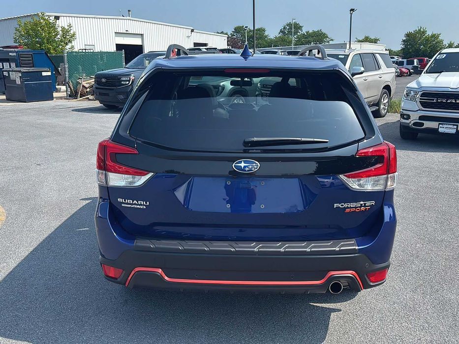 Subaru Forester      2022