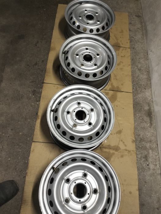 Sprzedam felgi stalowe Ford 15 cali 5x160
