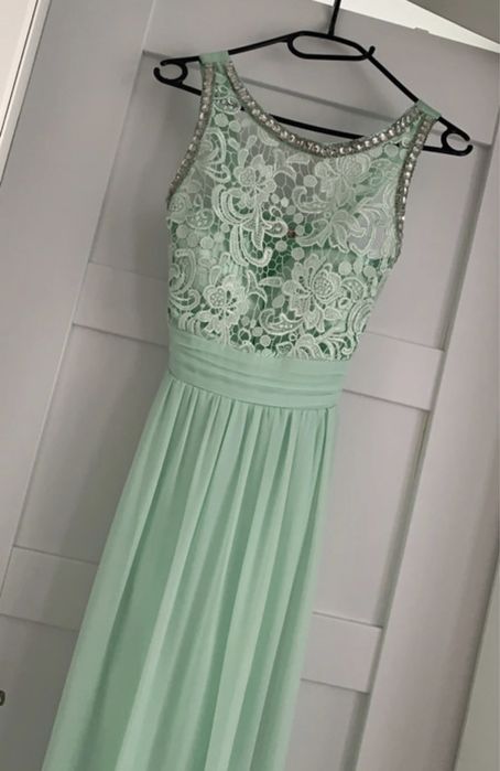 Suknia długa na wesele