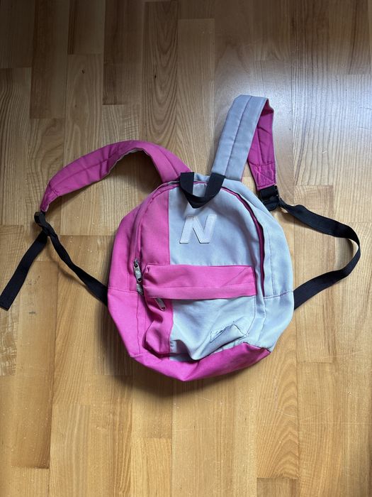 Наплічник міський рюкзак дитячий New balance 30х30 см