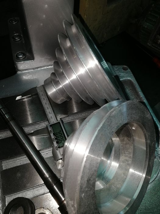 Вал шестерня, шлицева втулка, запчастини на свердлильний верстат 2м112