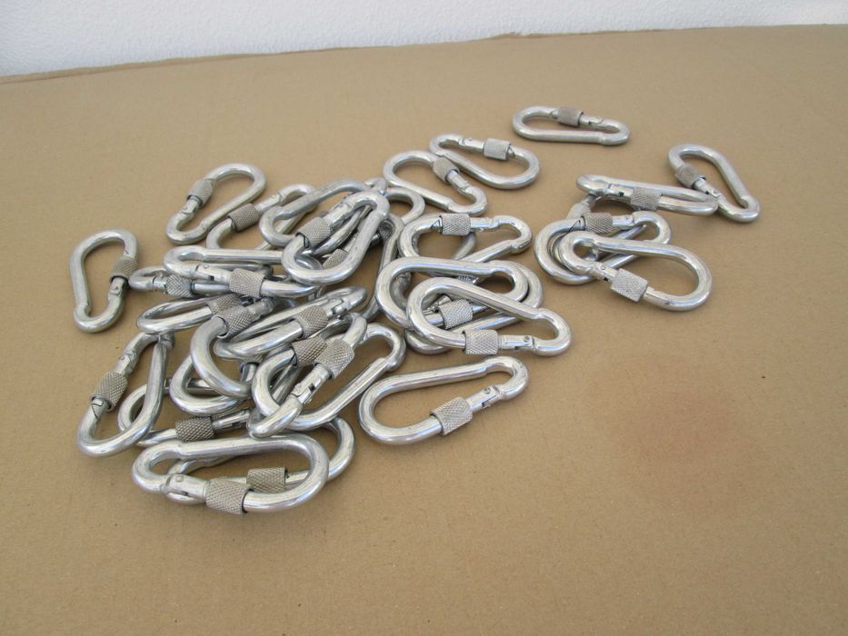 Grampos de amarrar 82x40x8 NOVO