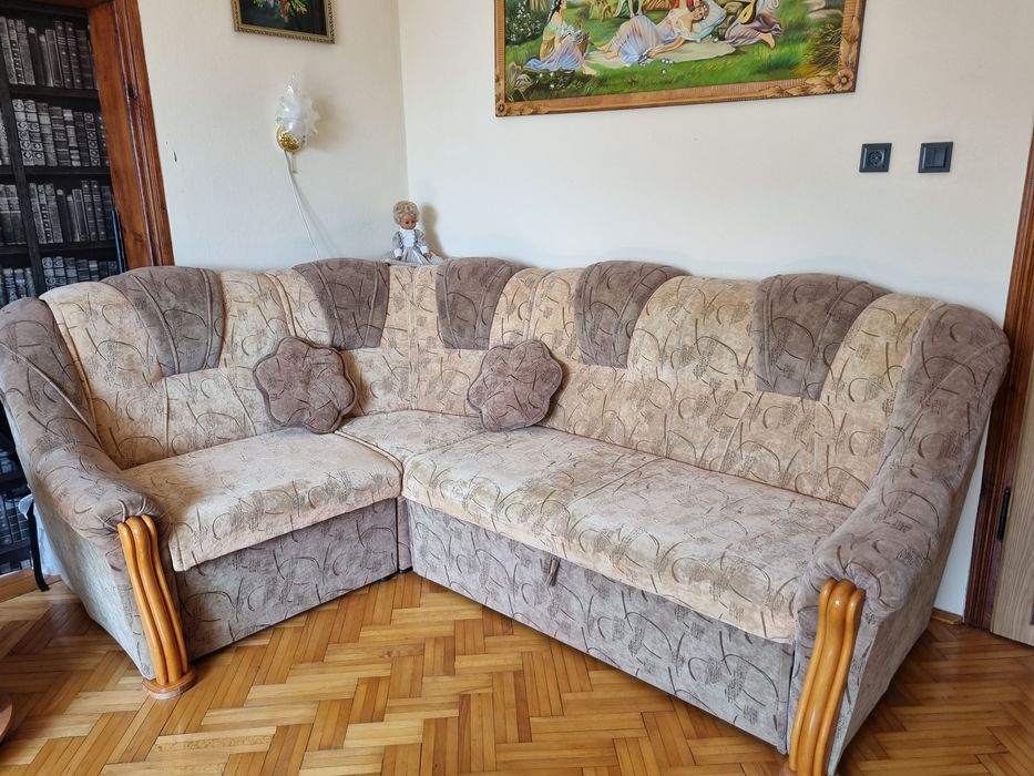 Диван  кутовий .