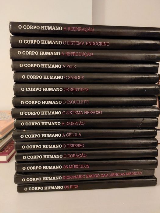 Colecção livros 15 volumes + 12 cassetes vhs  " O  corpo humano "