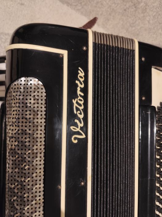 Akordeon Victoria "1" hohner 80 basów