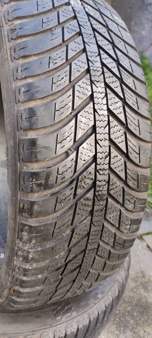 Opony zimowe z 2018r 5mm 195/55/16 Nexen N