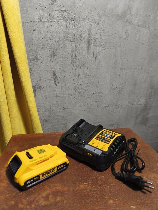 DeWalt akumulator 2.0 AH + ładowarka. Nowe