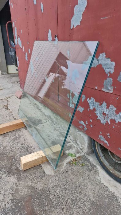 Balustrada szklana , szyba klejona