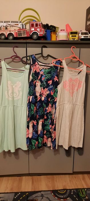 Zestaw 3 Sukienki h&m r. 134-140 + gratis tiulowa spódniczka