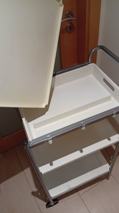 Carrinho de apoio de cozinha