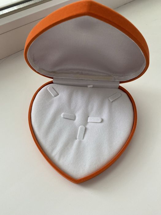 Подарункова коробка  велика Mary kay