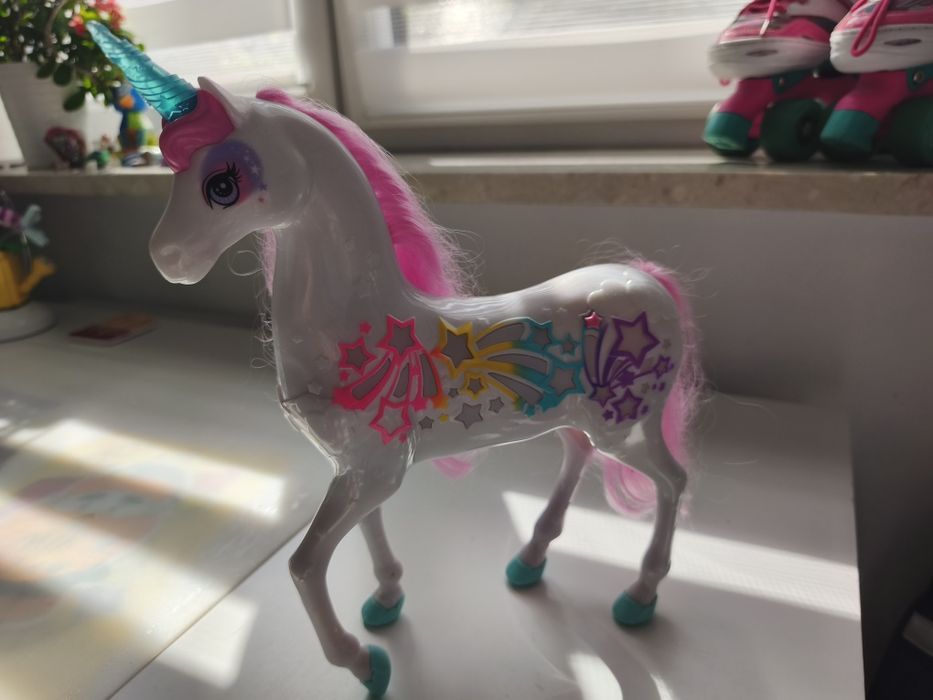 Jednorożec interaktywny Barbie