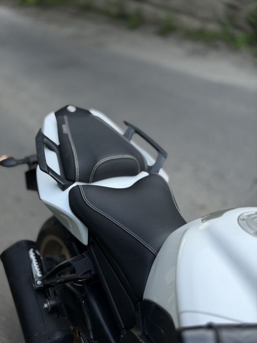 Yamaha FZ8S FAZER