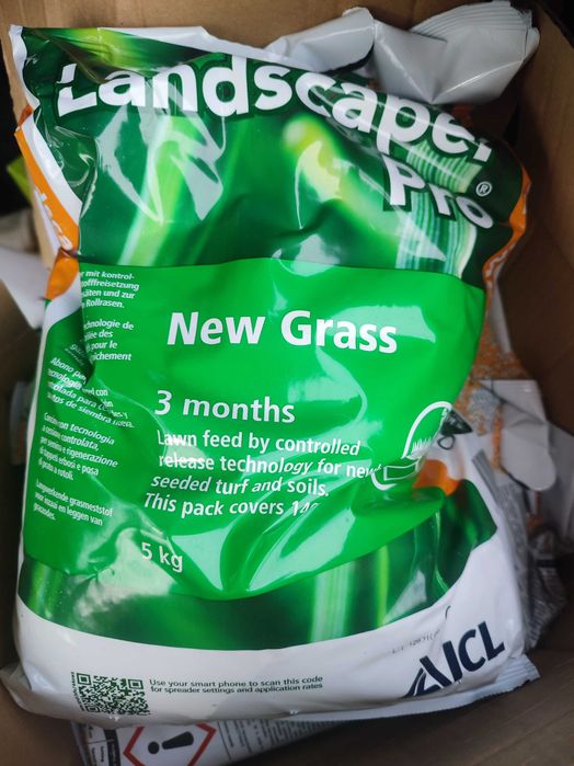 Nawóz Landscaper Pro New Grass nowy