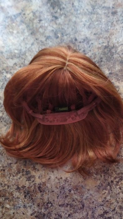 Перука жіноча,подовжене каре