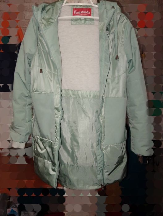 Продам куртку женскую бу(120грн)