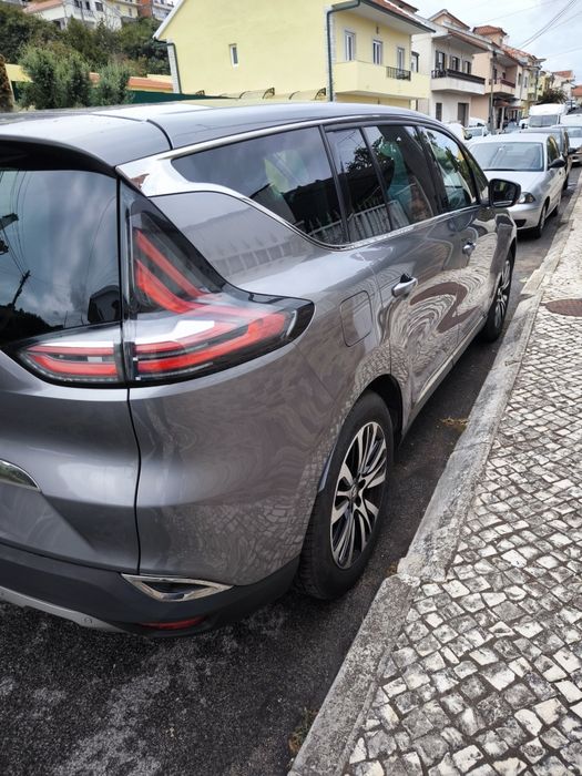 Renault Espace Initiale Paris