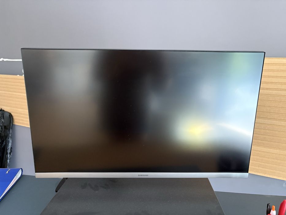 Monitor Samsung 28” 4K UHD – U28R550