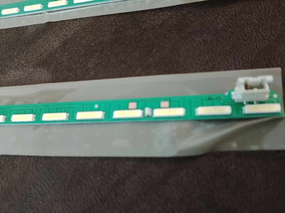 Listwy LED LG  49'
