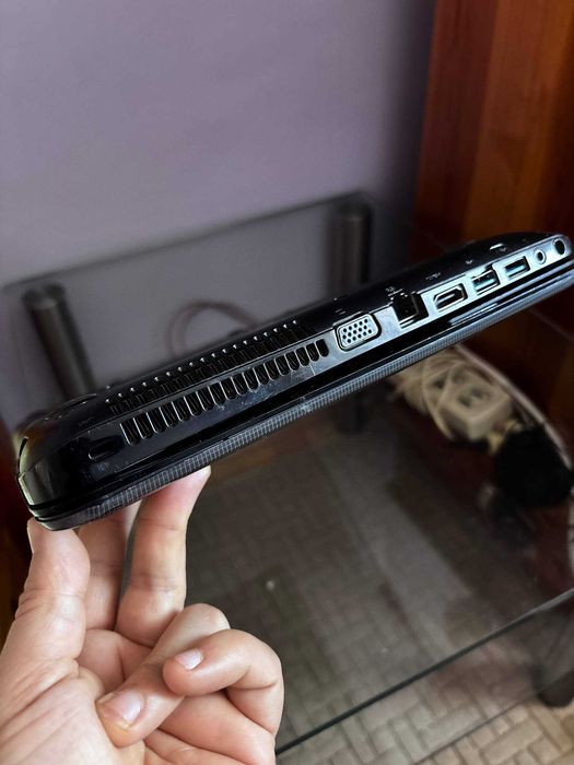 Laptop Toshiba L855-S5405 na części