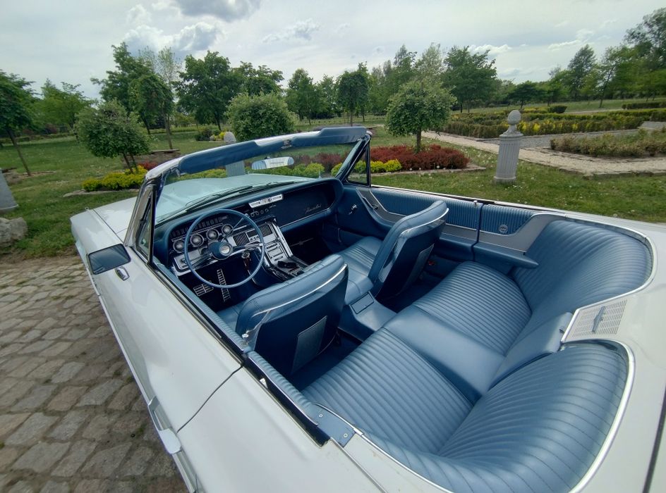Auto/samochód/cabrio/kabriolet/Biały/ do ślubu/klasyk/zabytkowy/
