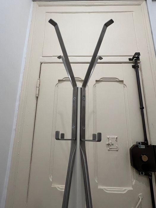 Bengaleiro/cabide de pé IKEA Tjusig